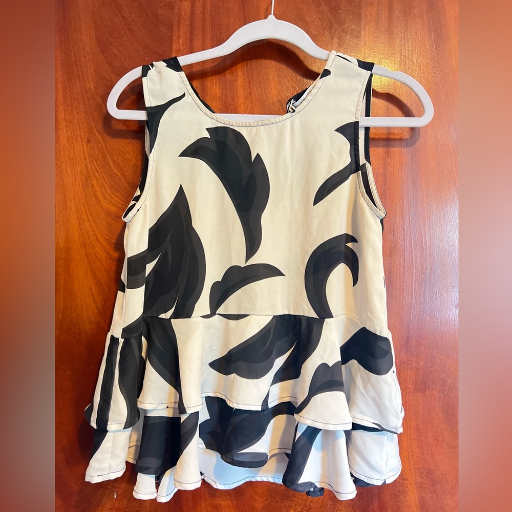 Beautiful light weight black and cream top